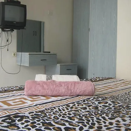 Ayda Κουσάντασι